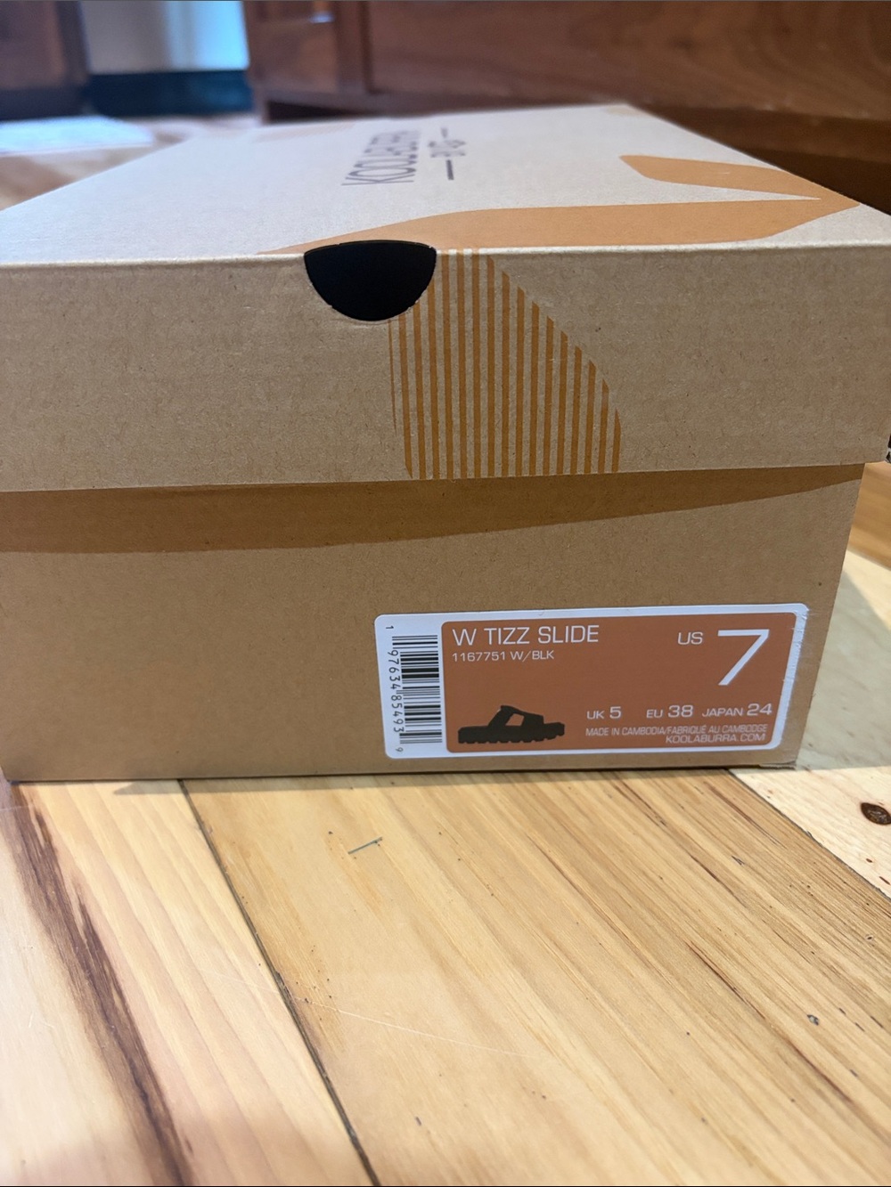 Kookaburra by Ugg fizz Slide Sandal Box - Black (US 7)